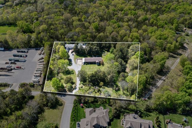 1515 Owen Rd, Brentwood, TN 37027