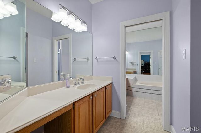 149 Shaelah Court, Weldon Spring, MO 63304