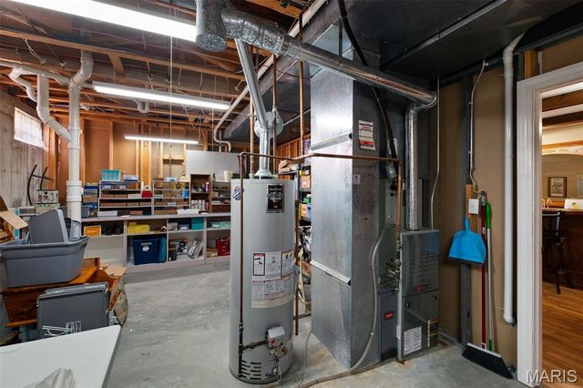 149 Shaelah Court, Weldon Spring, MO 63304