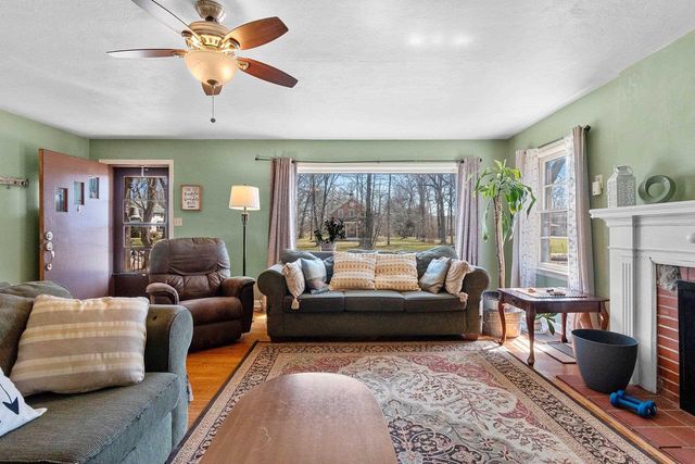 1107 GROSSE ROAD, Little Suamico, WI 54141