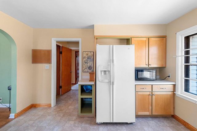 1107 GROSSE ROAD, Little Suamico, WI 54141