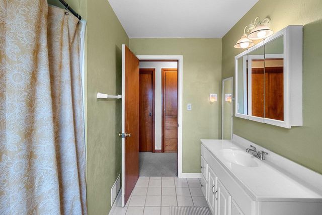 1107 GROSSE ROAD, Little Suamico, WI 54141