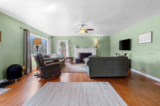 1107 GROSSE ROAD, Little Suamico, WI 54141
