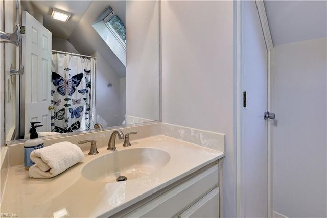 122 James Bray DR, Williamsburg, VA 23188