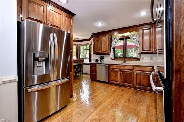 122 James Bray DR, Williamsburg, VA 23188