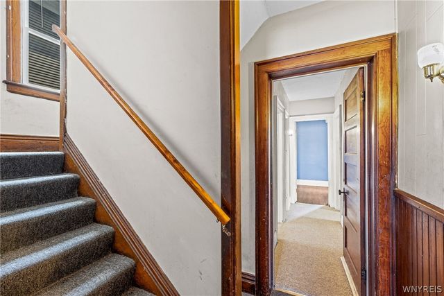17 Indian Church Road, Buffalo, NY 14227