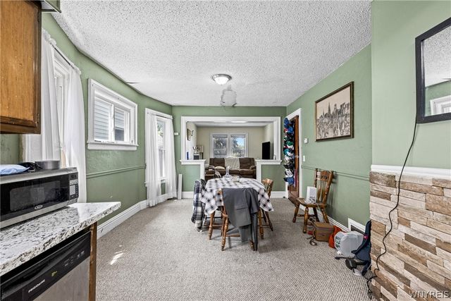 17 Indian Church Road, Buffalo, NY 14227