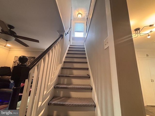 17 WALNUT ST, Clifton Heights, PA 19018