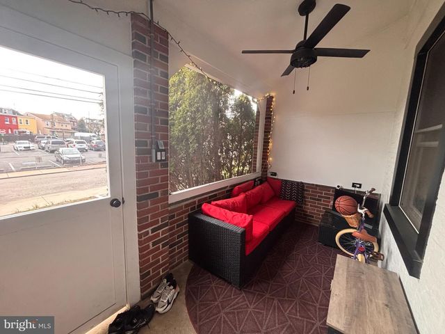 17 WALNUT ST, Clifton Heights, PA 19018