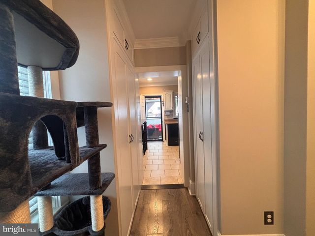 17 WALNUT ST, Clifton Heights, PA 19018