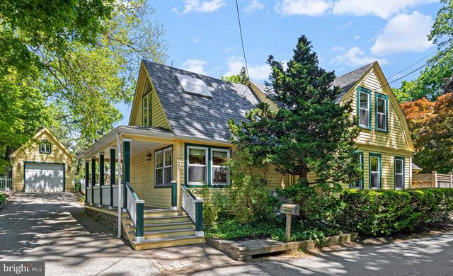 231 W VALLEY RD, Wayne, PA 19087