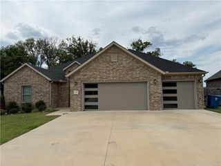 3406 SW Lucretia Road, Bentonville, AR 72713