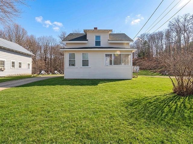 82 Howard Street, Winchester, NH 03470