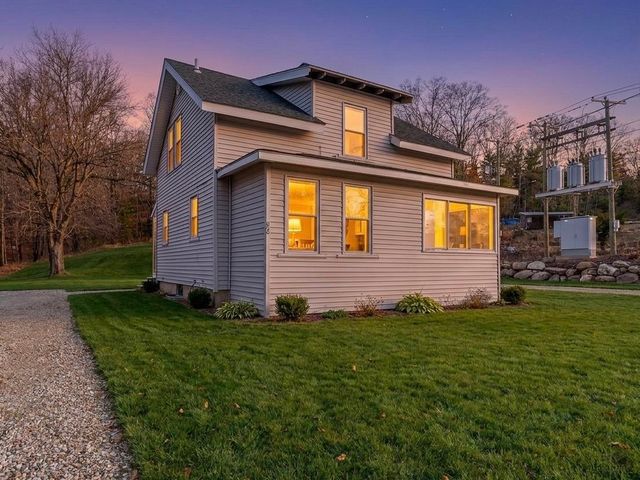 82 Howard Street, Winchester, NH 03470