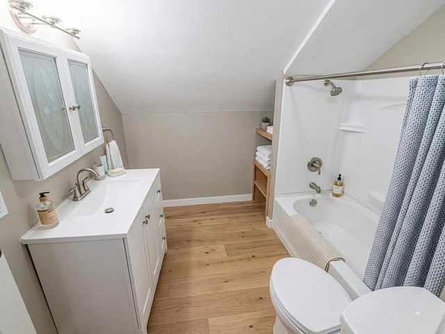 82 Howard Street, Winchester, NH 03470