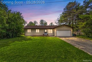 233 Peninsula Lake Drive, Highland Charter Township, MI 48357