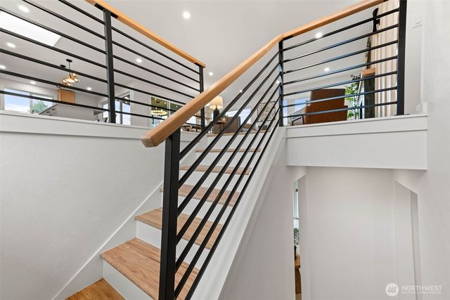 16807 NE 6TH Place, Bellevue, WA 98008