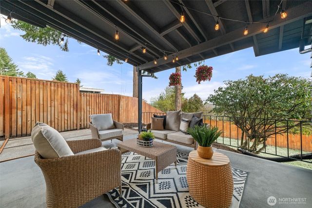 16807 NE 6TH Place, Bellevue, WA 98008