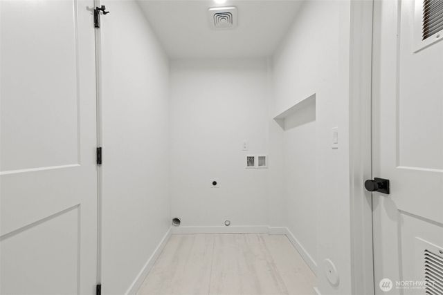 16807 NE 6TH Place, Bellevue, WA 98008