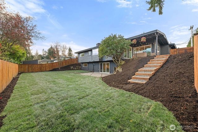 16807 NE 6TH Place, Bellevue, WA 98008