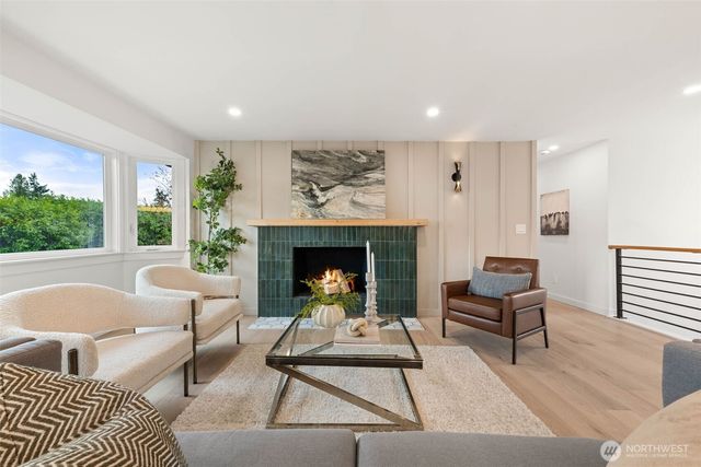 16807 NE 6TH Place, Bellevue, WA 98008