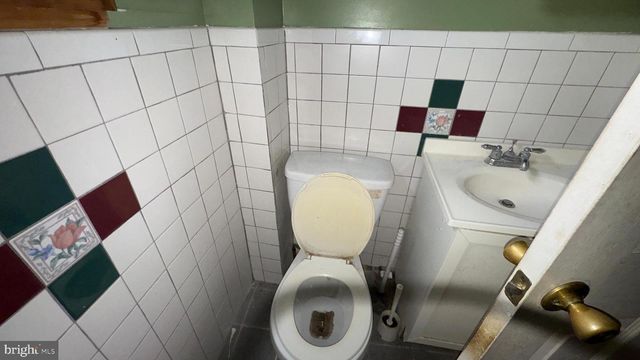 1326 S 8TH ST, Philadelphia, PA 19147