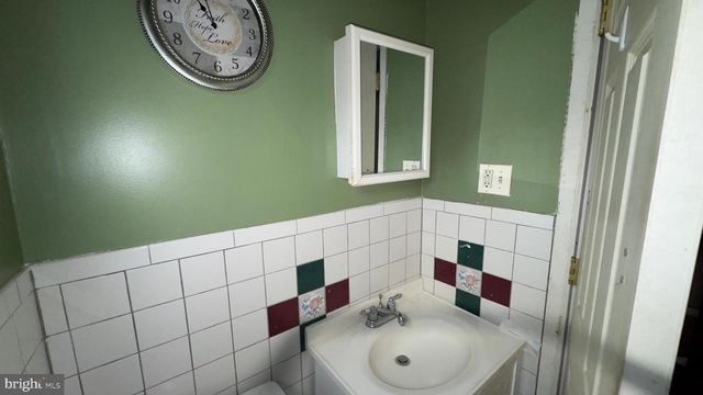 1326 S 8TH ST, Philadelphia, PA 19147