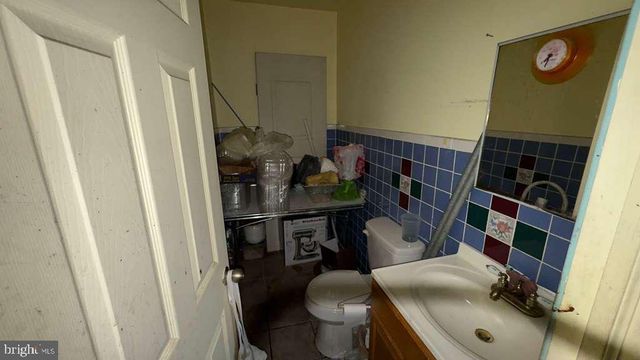 1326 S 8TH ST, Philadelphia, PA 19147