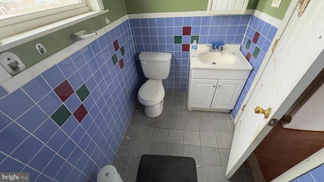 1326 S 8TH ST, Philadelphia, PA 19147