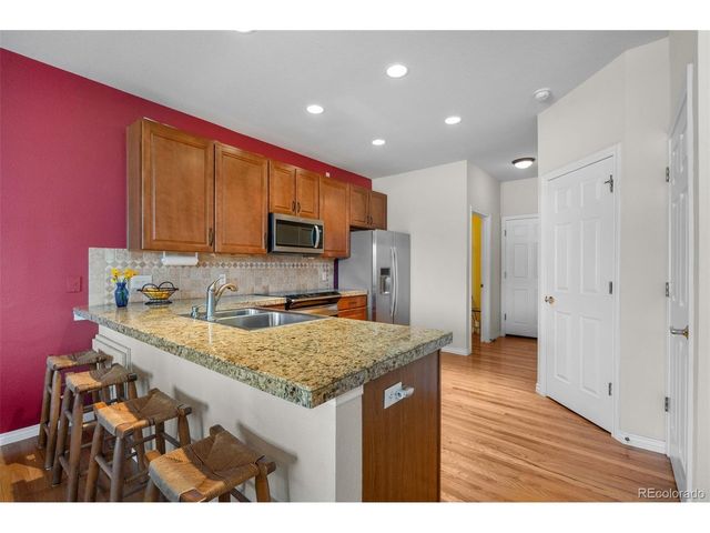 6091 W Utah Ln, Lakewood, CO 80232