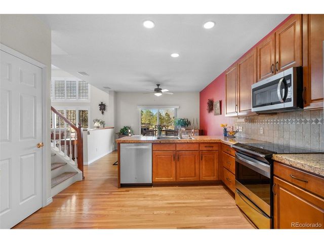 6091 W Utah Ln, Lakewood, CO 80232