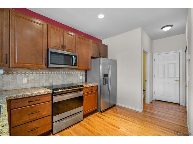 6091 W Utah Ln, Lakewood, CO 80232