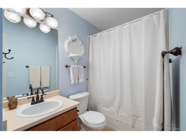 6091 W Utah Ln, Lakewood, CO 80232