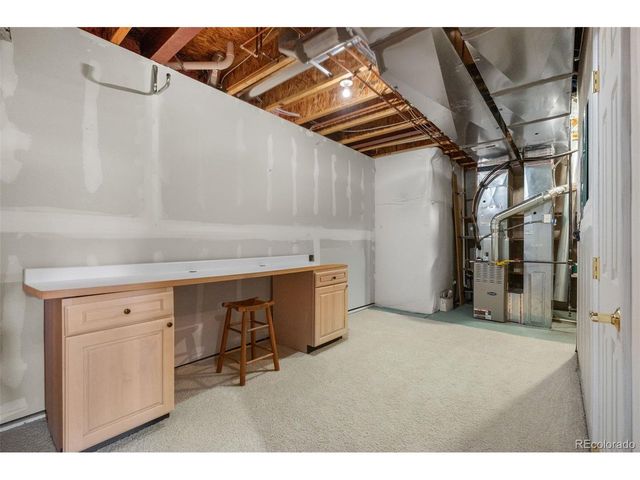 6091 W Utah Ln, Lakewood, CO 80232