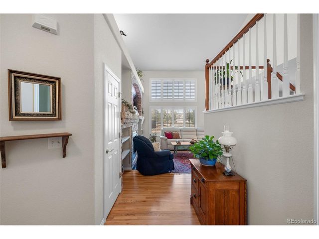 6091 W Utah Ln, Lakewood, CO 80232