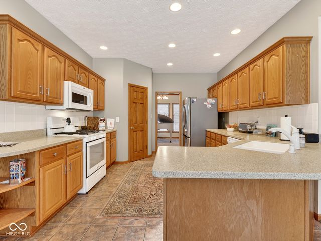 10230 Terri Lane, Brownsburg, IN 46112