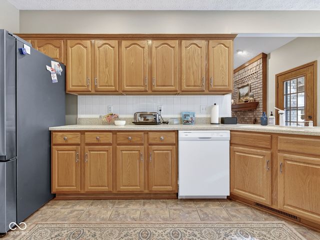 10230 Terri Lane, Brownsburg, IN 46112