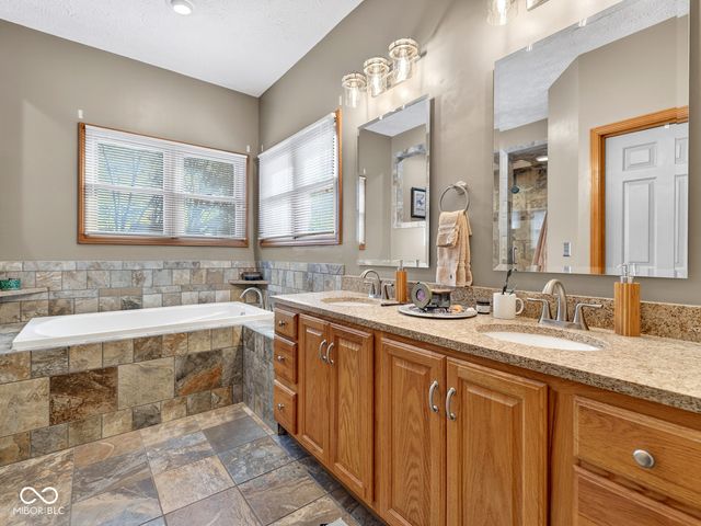 10230 Terri Lane, Brownsburg, IN 46112