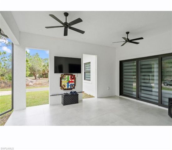 2313 6th AVE SE, Naples, FL 34117