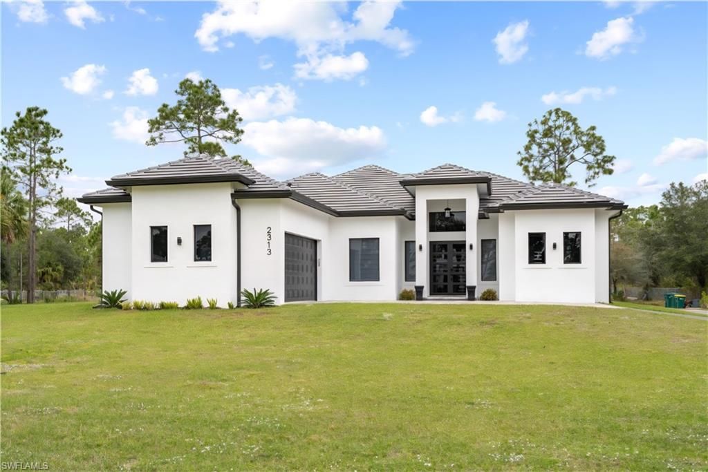 2313 6th AVE SE, Naples, FL 34117