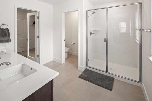 8056 Titan Ln, Roseville, CA 95747