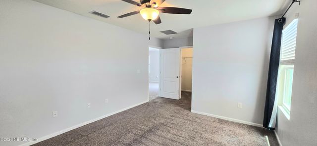 8042 CAPE FOX Drive, Jacksonville, FL 32222