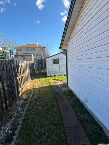 6664 Snow Meadow, Converse, TX 78109