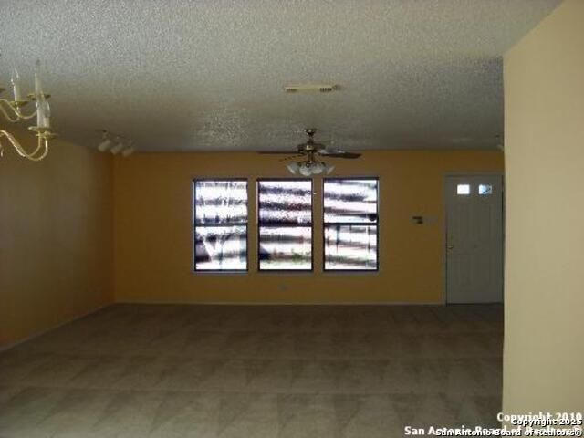 6664 Snow Meadow, Converse, TX 78109