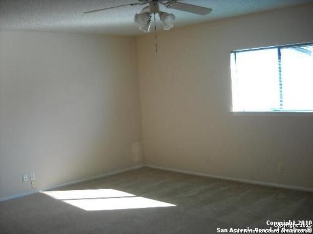 6664 Snow Meadow, Converse, TX 78109