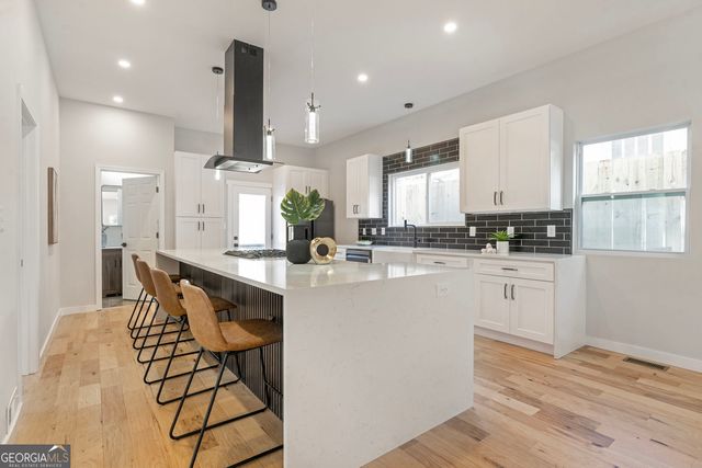 959 Woodbourne Drive SW, Atlanta, GA 30310