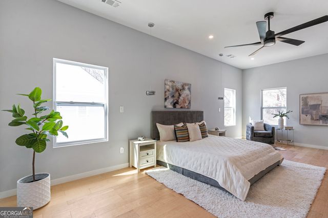 959 Woodbourne Drive SW, Atlanta, GA 30310