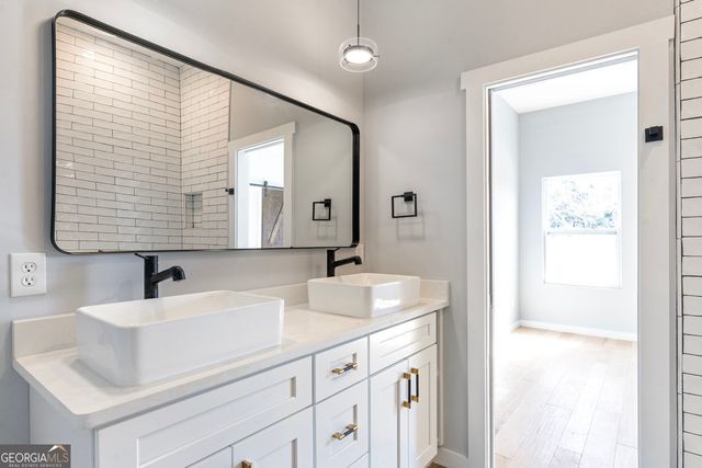 959 Woodbourne Drive SW, Atlanta, GA 30310