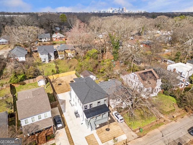 959 Woodbourne Drive SW, Atlanta, GA 30310