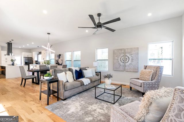 959 Woodbourne Drive SW, Atlanta, GA 30310